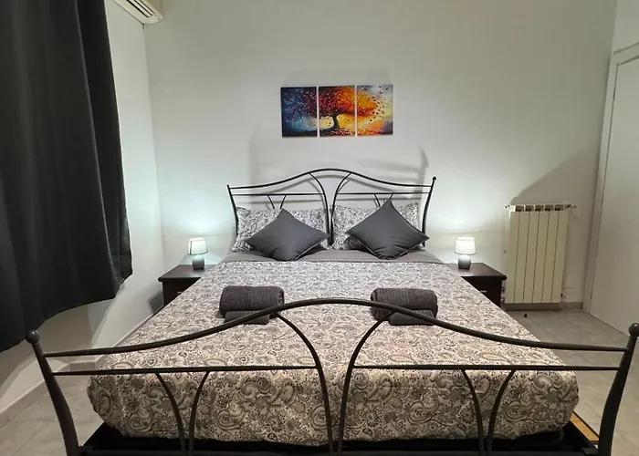 Apartment Aripen House Rom